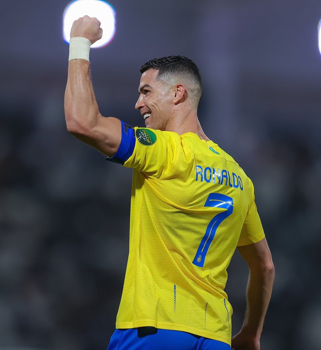 Ngay từ khi 15 tuổi, Ronaldo đã tin bản thân sẽ trở thành cầu thủ xuất sắc nhất thế giới - Ảnh 1. Ngay từ khi 15 tuổi, Ronaldo đã tin bản thân sẽ trở thành cầu thủ xuất sắc nhất thế giới - Ảnh 1.