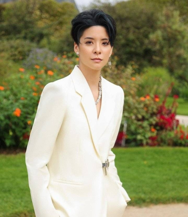 Chị đẹp bị khán giả ghét nhất ở show Đạp gió bản Việt - Ảnh 3.