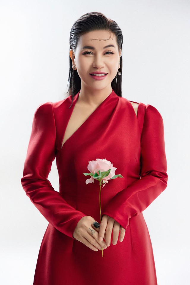 Nữ diễn viên Việt hé lộ đi diễn 3 đêm là mua được căn nhà nổi tiếng cỡ nào? - Ảnh 1.