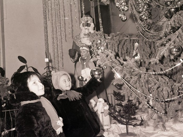 Những bức ảnh hoài cổ về Giáng sinh khiến nhiều người nhìn qua đã thấy bồi hồi, kỷ niệm nhanh chóng ùa về - Ảnh 10.