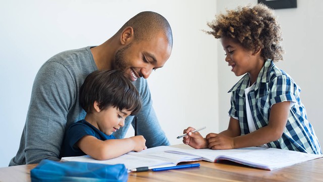 Những đứa trẻ lớn lên có thu nhập cao thường sở hữu 3 đặc điểm này: Cha mẹ đừng bỏ qua mà dập tắt tương lai của con - Ảnh 2.