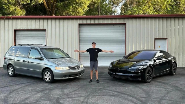YouTuber nổi tiếng độ động cơ Tesla cho Honda Odyssey, tăng tốc ăn đứt nhiều mẫu xe thể thao - Ảnh 1.
