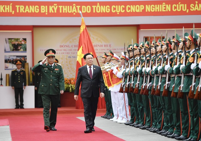 Việt Nam làm chủ công nghệ sản xuất tên lửa phòng không tầm thấp - Ảnh 1.