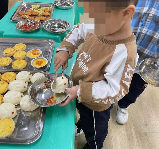 Cô giáo mầm non khoe suất cơm của học trò xịn như ăn buffet, netizen cảm thán: Ước gì sinh ra muộn hơn! - Ảnh 8.