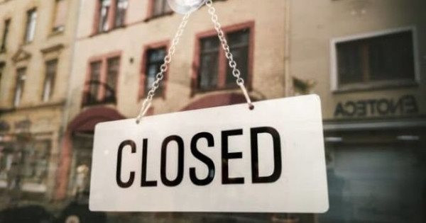 Hết tiền, nhiều doanh nghiệp bất động sản phải đóng cửa trước Tết - Ảnh 1.