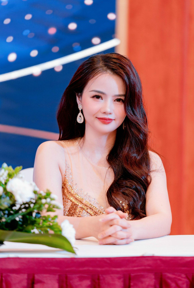 Hoa hậu Sao Mai tự tin chấm thi Mrs Earth 2023- Ảnh 5.