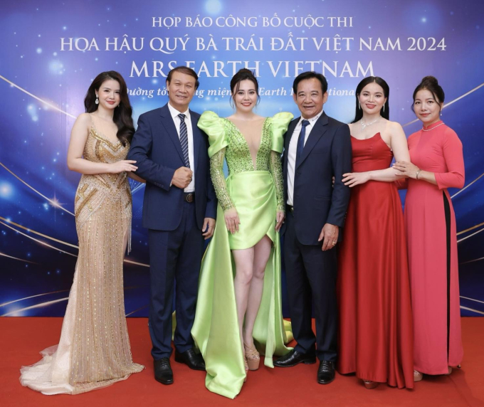 Hoa hậu Sao Mai tự tin chấm thi Mrs Earth 2023- Ảnh 1.