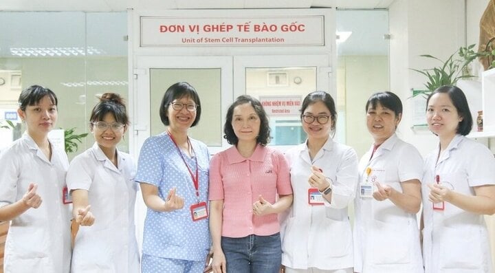 Không thể đưa con đi khai giảng, lời nhắn của trẻ làm người mẹ ung thư quặn đau- Ảnh 2.