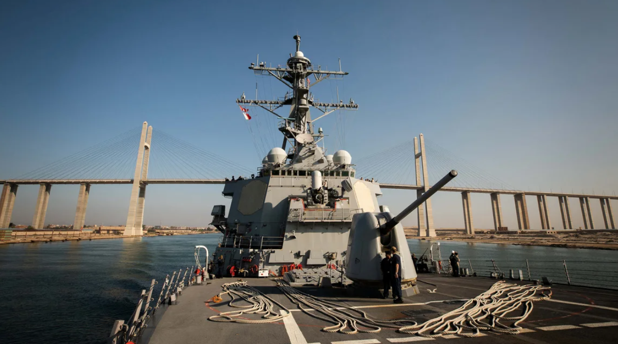 Các tàu chiến Mỹ đối phó ra sao với lực lượng Houthi trên Biển Đỏ?- Ảnh 1.