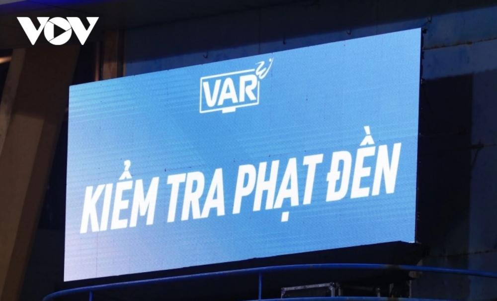 Lộ diện 2 trận đấu tại vòng 7 V-League có áp dụng VAR- Ảnh 1.