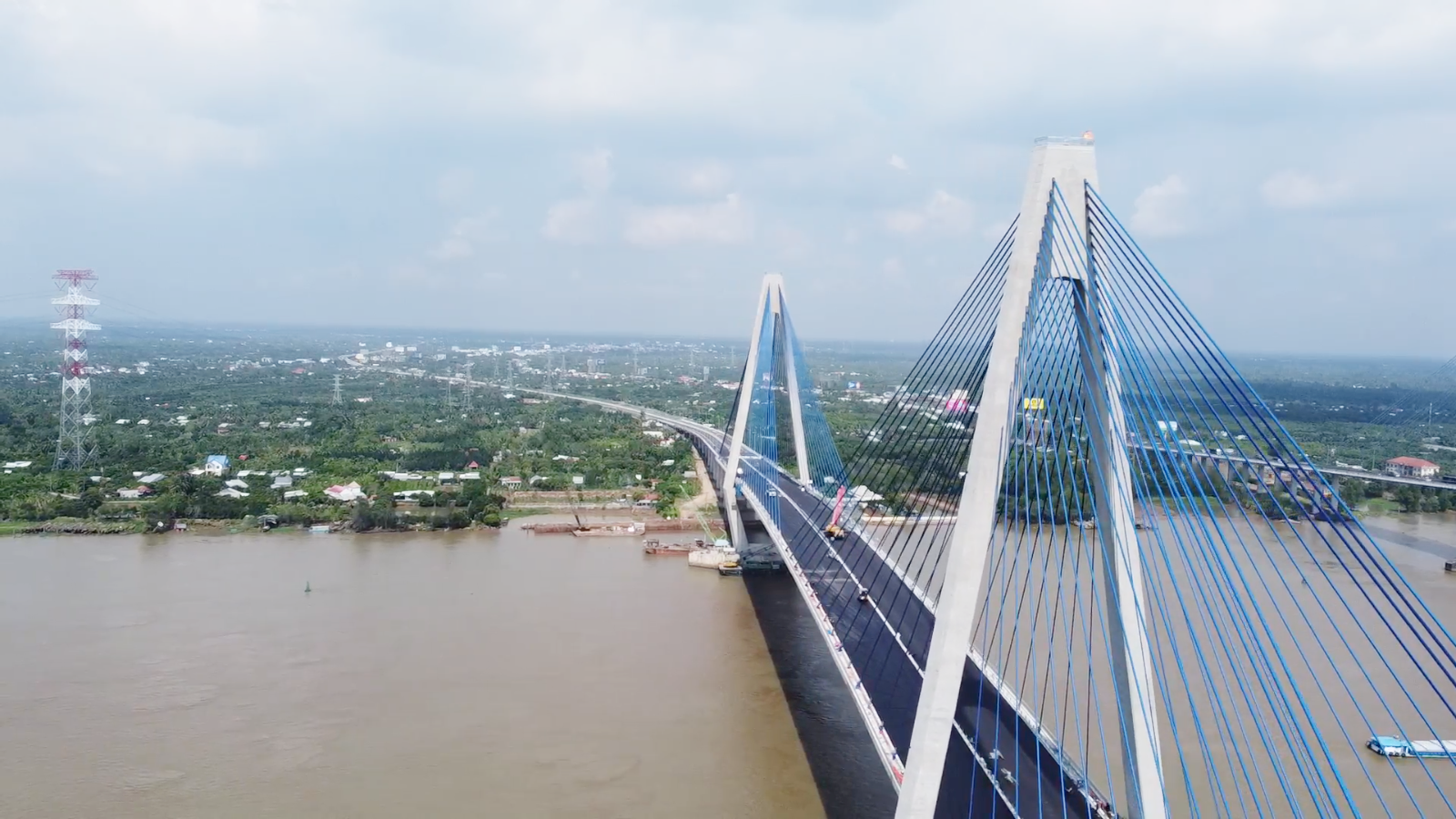 Ngắm cây cầu hơn 5.000 tỷ 'made by Vietnam 100%' trước ngày về đích: Tự hào nội lực kỹ sư Việt- Ảnh 1.