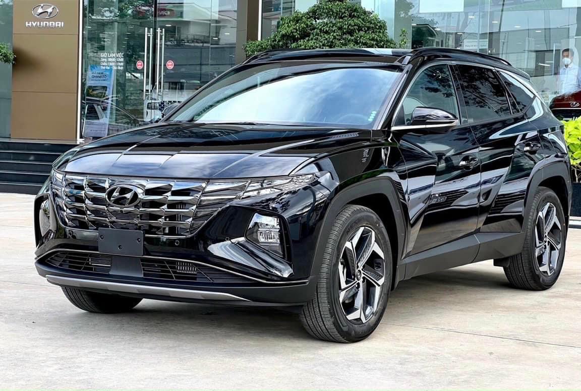 Hyundai Tucson, Santa Fe tăng giá: Cao nhất gần 100 triệu, giá khởi điểm Tucson đã ngang Forester, Santa Fe không còn giá dưới 1 tỷ- Ảnh 3.