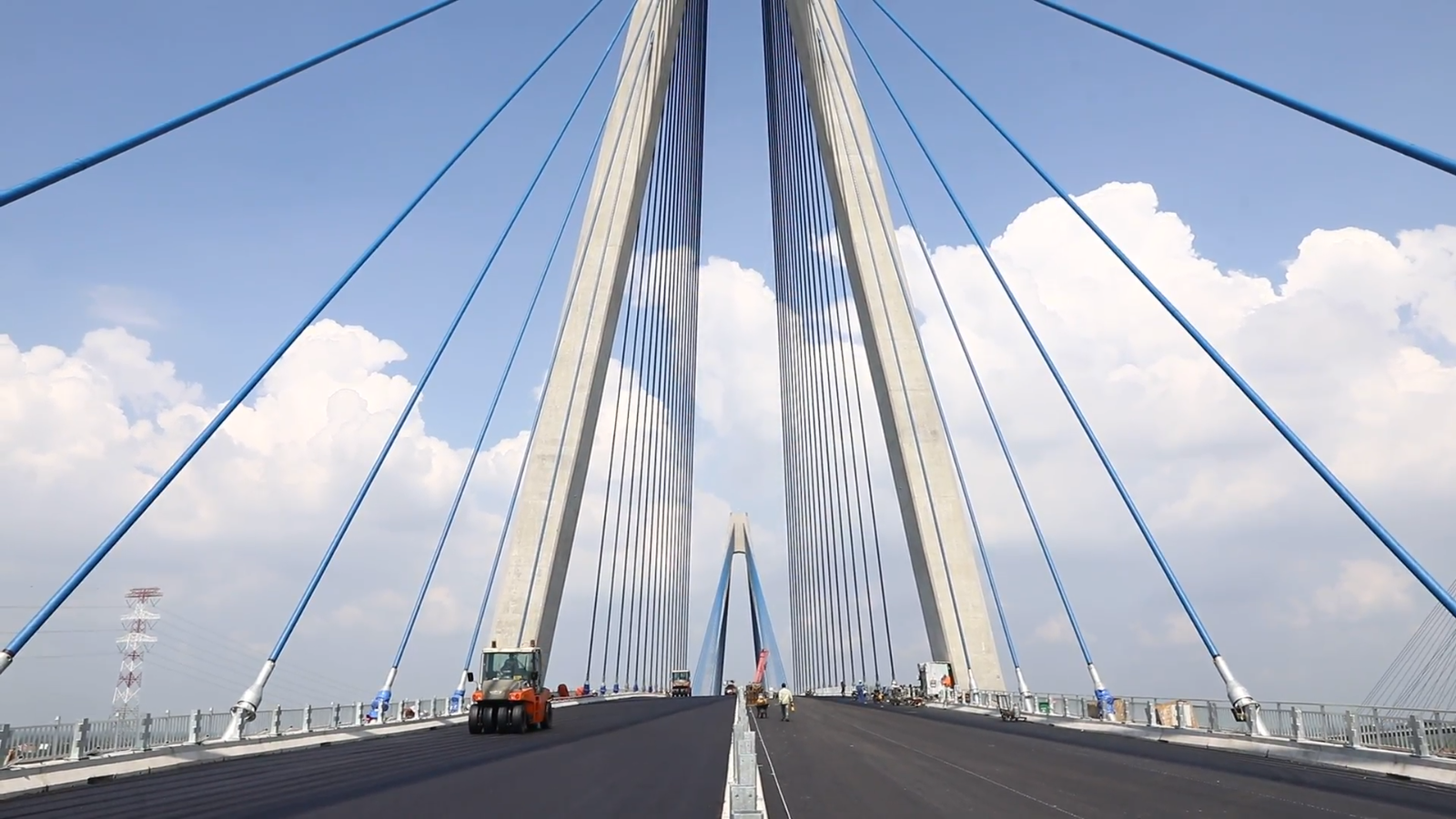 Ngắm cây cầu hơn 5.000 tỷ 'made by Vietnam 100%' trước ngày về đích: Tự hào nội lực kỹ sư Việt- Ảnh 9.