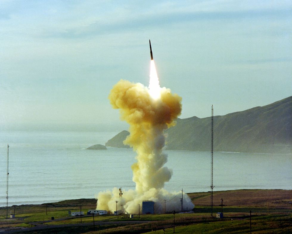 Dự án tên lửa đạn đạo mới của Mỹ có nguy cơ 'chết yểu'- Ảnh 1.