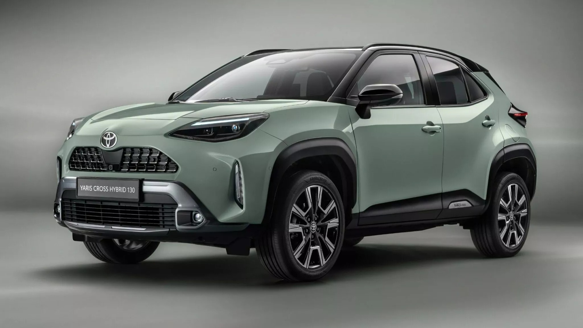 Khách mua Yaris Cross toàn chọn bản hybrid, Toyota dự tính khai tử tùy chọn động cơ xăng- Ảnh 1.