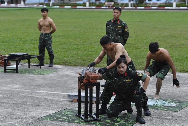 Chủ tịch nước Võ Văn Thưởng thăm Lữ đoàn đặc nhiệm K3 - đơn vị tình báo hành động chủ công của Tổng cục II- Ảnh 7.