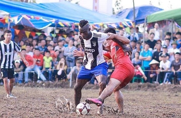 Cầu thủ 'đá phủi' ở Việt Nam sang Myanmar làm vua phá lưới, ghi bàn tại AFC Cup- Ảnh 2.