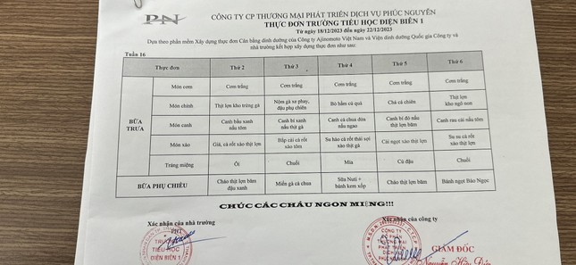 Nhiều học sinh tiểu học ở Thanh Hoá bị đau bụng phải nhập viện- Ảnh 2.