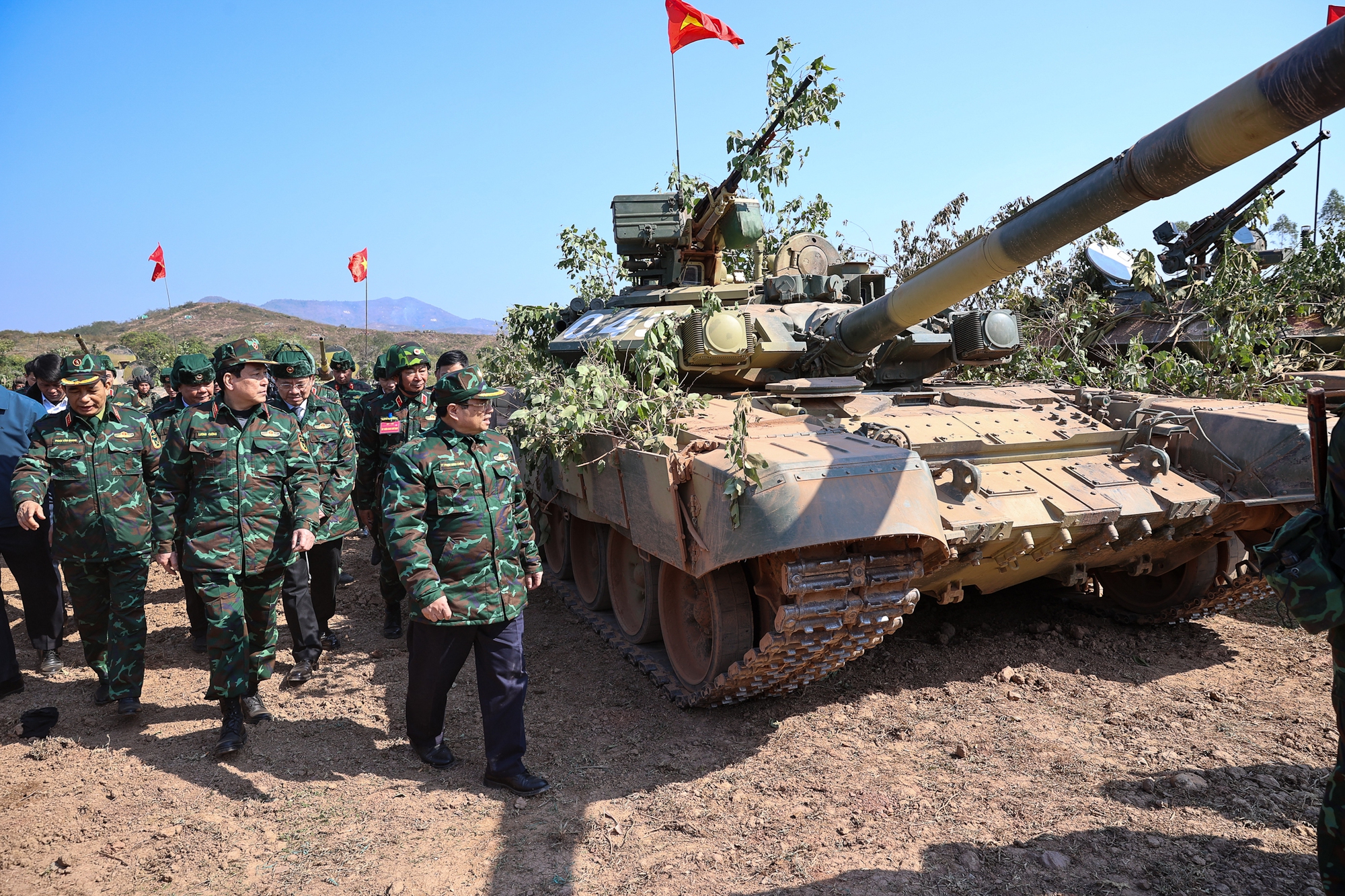 Thủ tướng Chính phủ: Quân đoàn 12 xứng đáng là đơn vị chủ lực cơ động chiến lược của QĐND Việt Nam- Ảnh 7.
