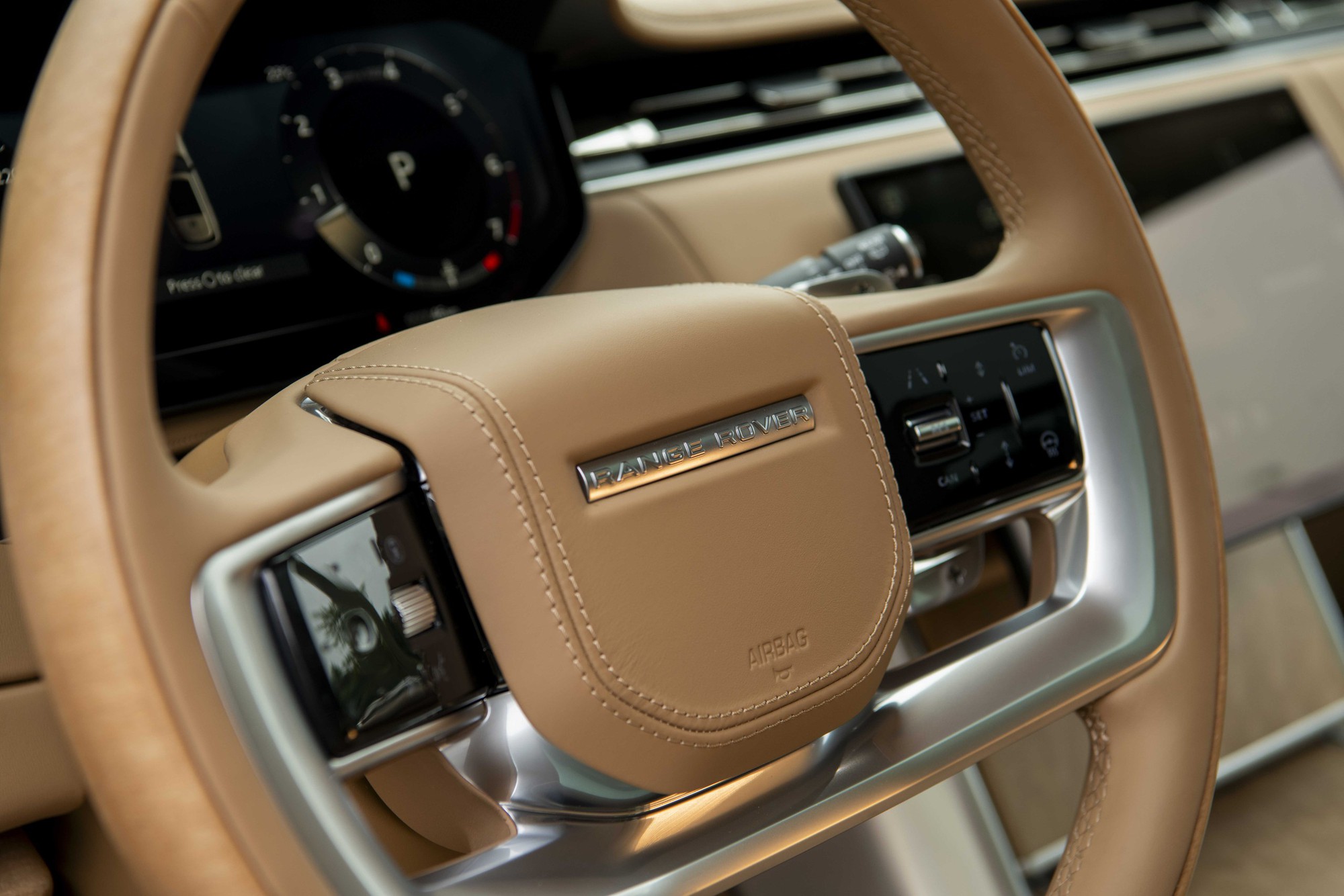 Range Rover SV 2024 ra mắt Việt Nam: Giá cao nhất hơn 25,5 tỷ gần bằng 2 chiếc Urus, nhiều trang bị khủng cho 'chủ tịch'- Ảnh 13.