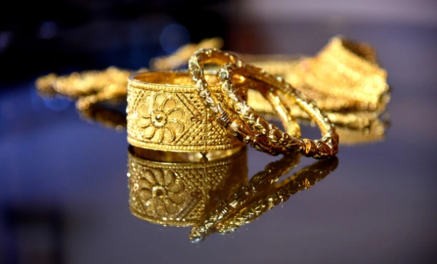Đỉnh cao tiết kiệm: Cô vợ mua 5 món trang sức bằng vàng mỗi tuần, sau một năm có cả "kho báu" trong nhà- Ảnh 3.