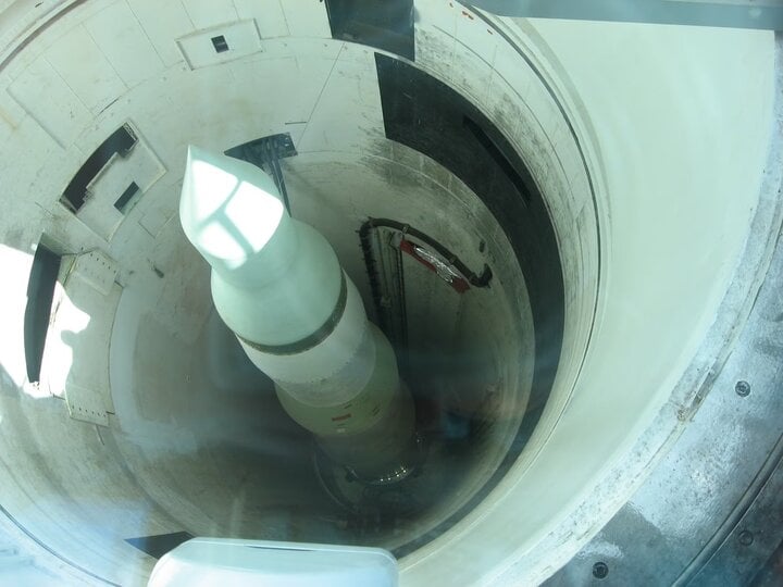 Cách biệt quá lớn về hiệu suất tên lửa ICBM giữa Nga và Mỹ- Ảnh 2.