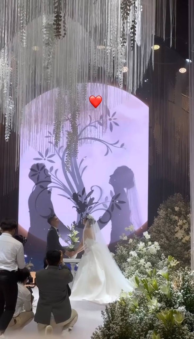 Cô dâu hot nhất MXH vừa tổ chức đám cưới tại resort ở Đà Nẵng: Choáng ngợp với quy mô, chú rể quẩy cực sung- Ảnh 9.