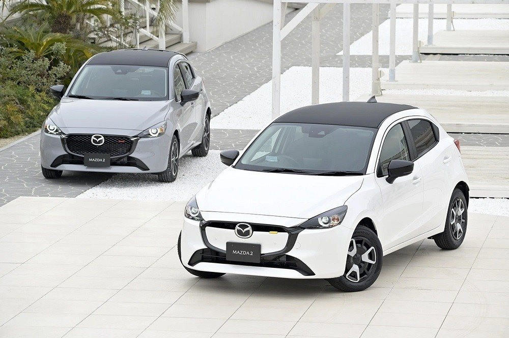 Đối thủ Honda City và Toyota Vios bất ngờ giảm giá mạnh, chỉ còn từ 400 triệu đồng- Ảnh 1.
