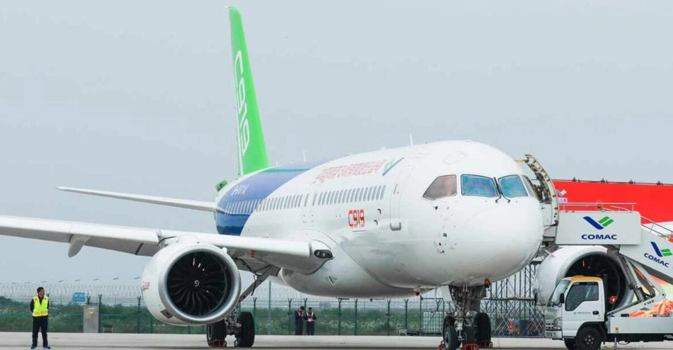 'Thời tới cản không kịp' với máy bay 'made in China': Vừa nhận đơn hàng khủng lại bán được giá hời, tăng tốc cạnh tranh Boeing, Airbus trên thị trường Trung Quốc- Ảnh 1.