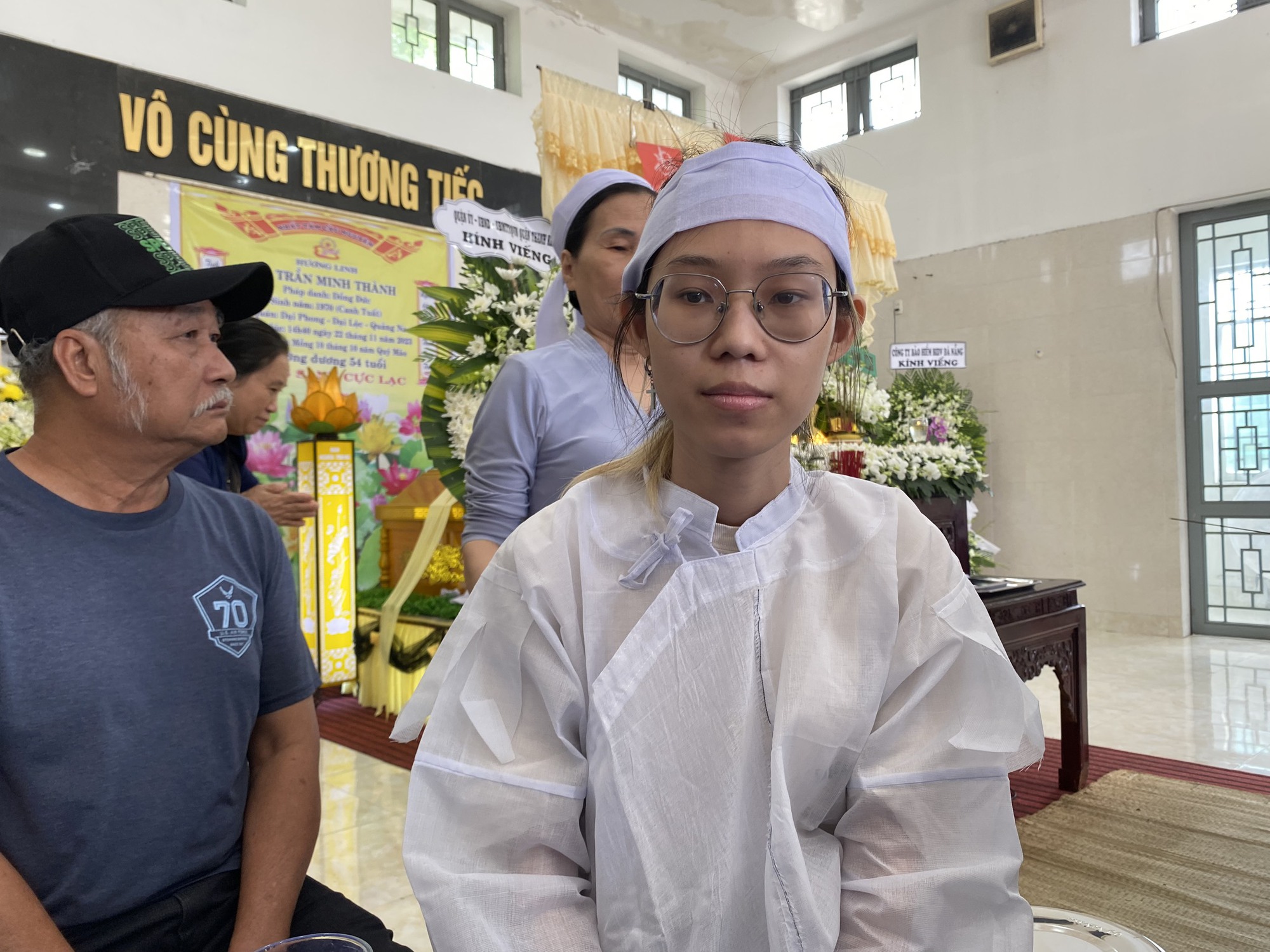 Vụ cướp ngân hàng ở Đà Nẵng: Truy tặng Huân chương dũng cảm cho bảo vệ ngân hàng- Ảnh 1.