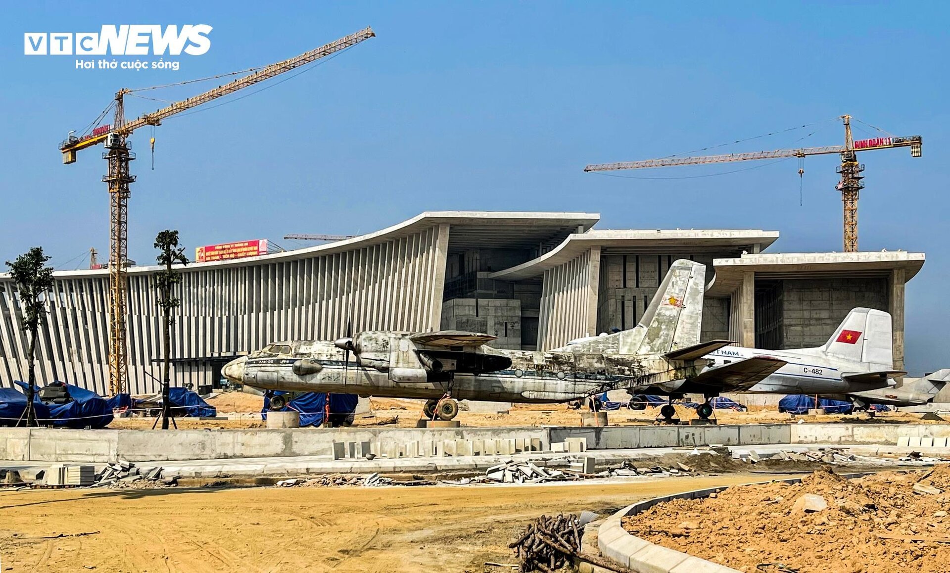 Dự án Bảo tàng Lịch sử Quân sự Việt Nam 2.500 tỷ đồng nhìn từ flycam- Ảnh 13.