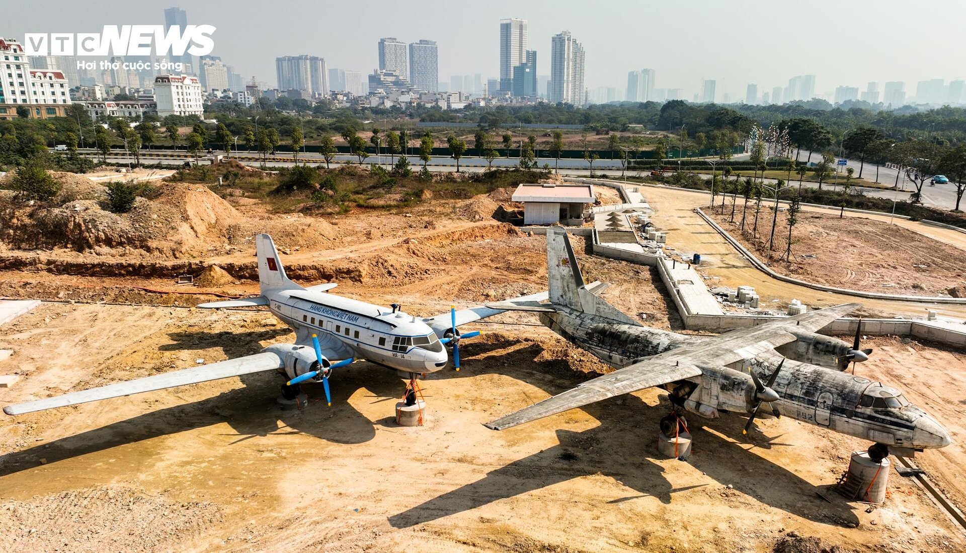 Dự án Bảo tàng Lịch sử Quân sự Việt Nam 2.500 tỷ đồng nhìn từ flycam- Ảnh 8.