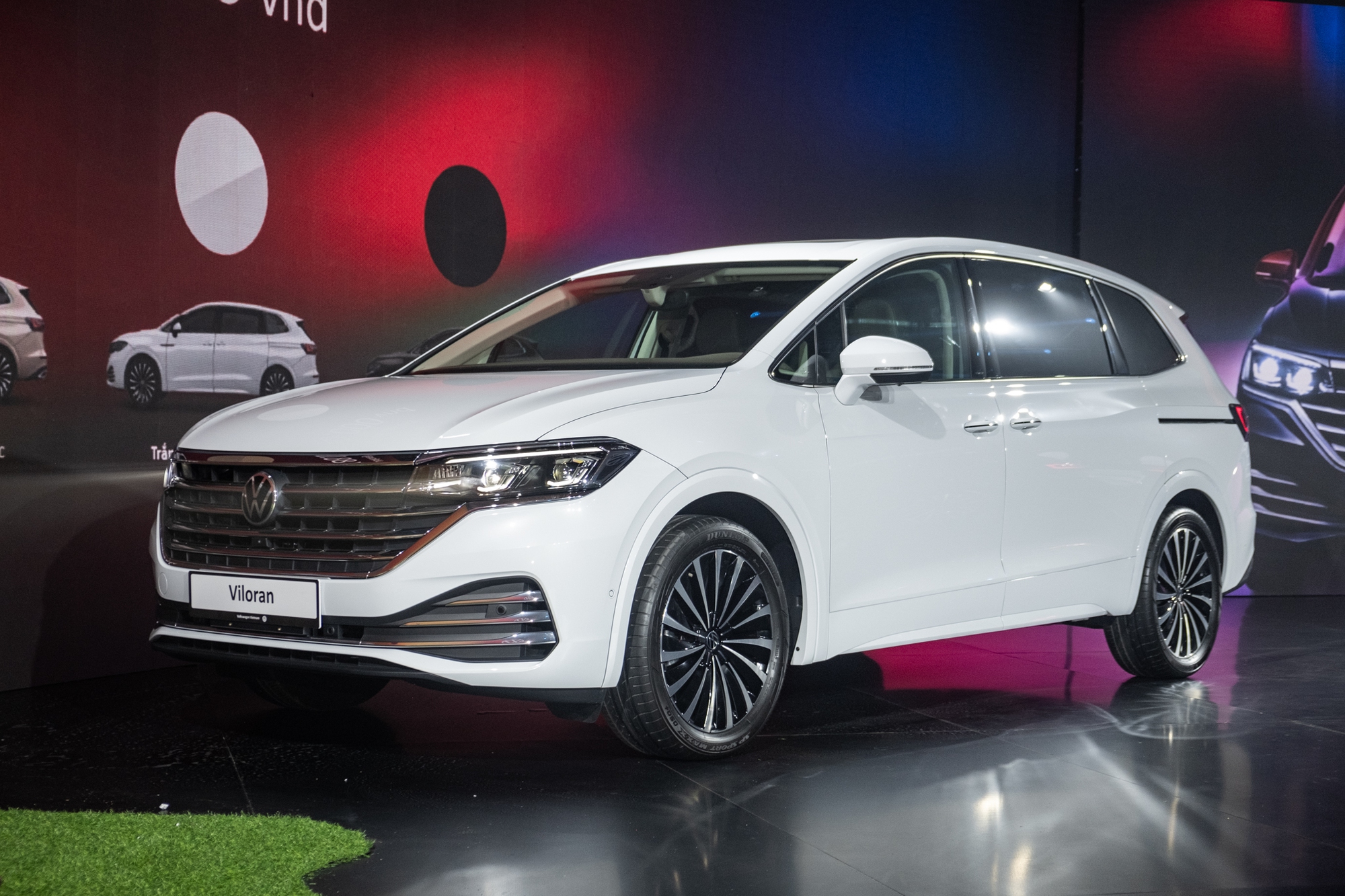 VW Viloran ra mắt Việt Nam: Giá từ gần 2 tỷ, nhiều trang bị tiện nghi vượt trội Carnival- Ảnh 2.