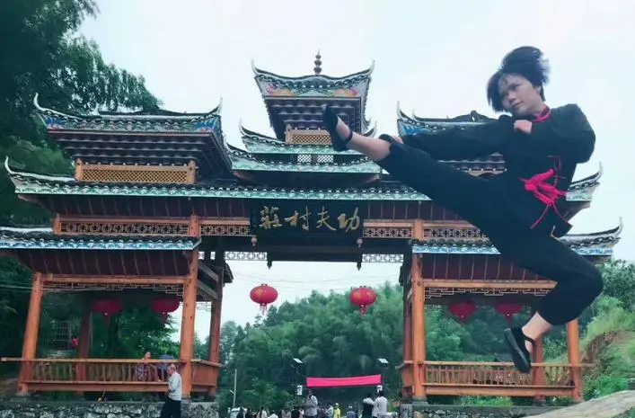 Làng kungfu ở Trung Quốc: Ẩn mình trăm năm trên núi luyện công- Ảnh 1.
