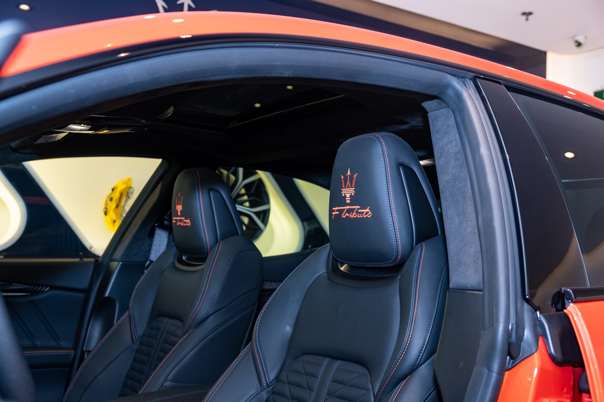 Maserati Ghibli F Tributo độc nhất Việt Nam giá hơn 9 tỷ đồng: Màu sơn độc quyền, máy V6 mạnh 430 mã lực- Ảnh 8.