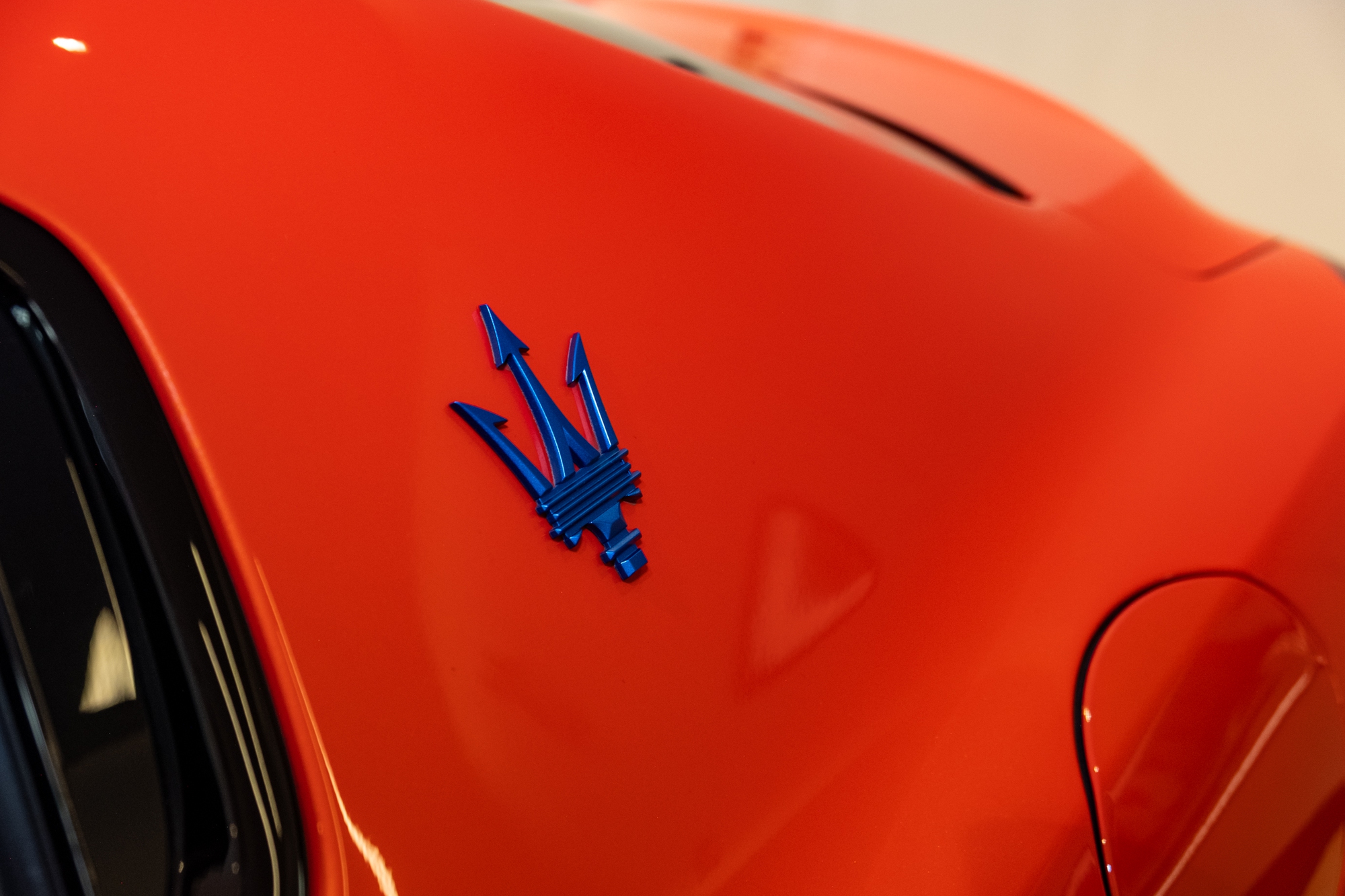 Maserati Ghibli F Tributo độc nhất Việt Nam giá hơn 9 tỷ đồng: Màu sơn độc quyền, máy V6 mạnh 430 mã lực- Ảnh 6.