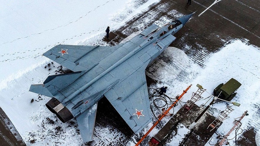 Báo chí Đức đánh giá tiềm năng tiêm kích đánh chặn MiG-31 của Nga- Ảnh 1.