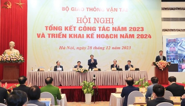 Năm 2024 trình dự án đường sắt tốc độ cao Bắc - Nam, khởi công 19 dự án lớn- Ảnh 1.