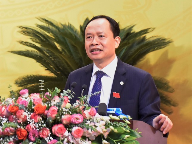 Khởi tố, khám nhà cựu Bí thư Tỉnh ủy Thanh Hóa Trịnh Văn Chiến- Ảnh 2.