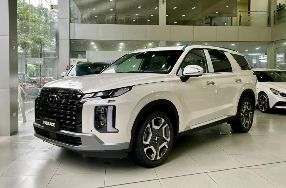 Giá Hyundai Palisade "hạ nhiệt" dịp cuối năm, giảm 70 triệu đồng- Ảnh 1.