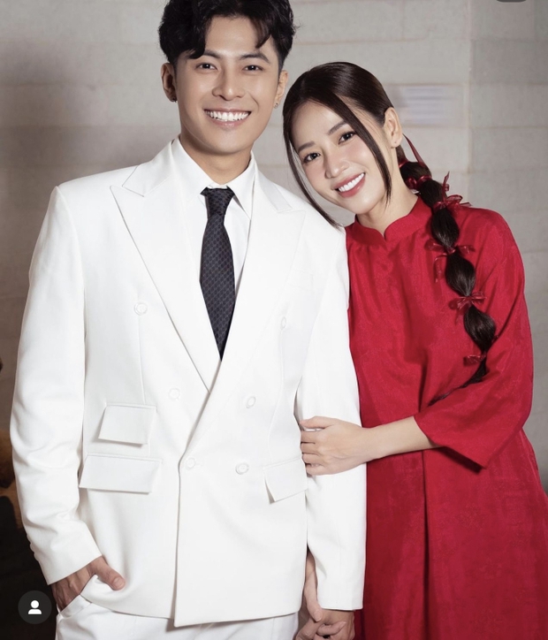 Sao Việt công khai hẹn hò 2023: Nữ ca sĩ nổi tiếng yêu đạo diễn hơn 11 tuổi, 1 đôi "chốt" luôn đám cưới!- Ảnh 8.