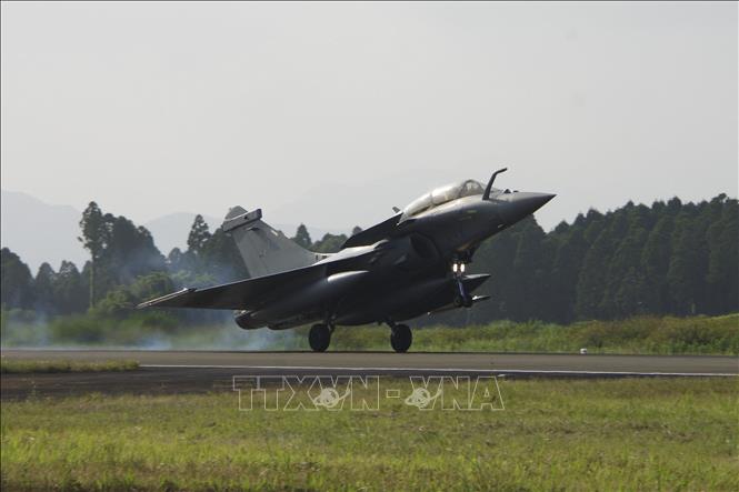 Lý do Kazakhstan chọn Su-30 của Nga dù Pháp mời chào Rafale - Ảnh 2.