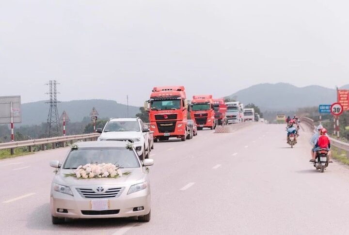 Loạt đám cưới gây bão mạng năm 2023 bởi hồi môn siêu khủng hoặc quá độc đáo- Ảnh 7.