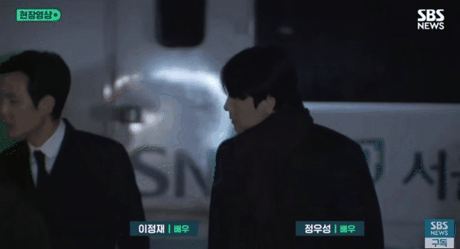 Nửa showbiz đổ bộ 3 ngày tang lễ Lee Sun Kyun: Bộ trưởng và IU âm thầm, Gong Yoo cùng dàn siêu sao túc trực- Ảnh 12.