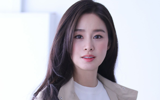 Là nữ thần trong mộng của bao người nhưng với Kim Tae Hee, đây mới là mỹ nhân đẹp nhất Hàn Quốc- Ảnh 2.