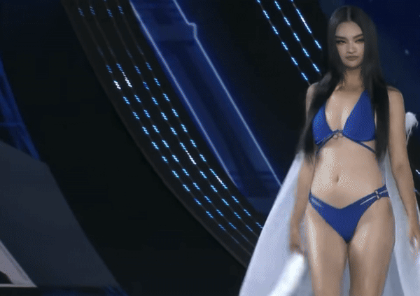 Thí sinh Hoa hậu Hoàn vũ Việt Nam té sõng soài khi diễn bikini, chi tiết trên sân khấu gây tranh cãi- Ảnh 1.
