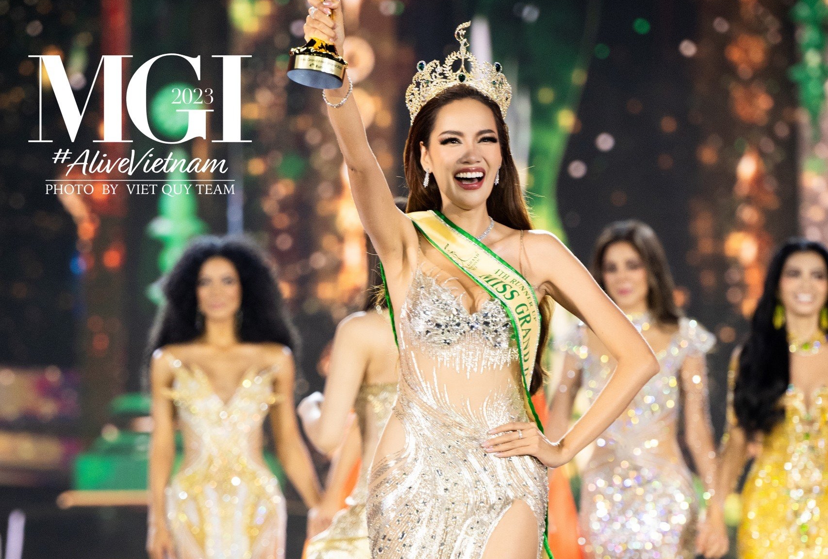 Sash Việt Nam năm 2023: 4 Á hậu quốc tế, chỉ 1 người đẹp out top khiến fan sắc đẹp... không bất ngờ- Ảnh 3.