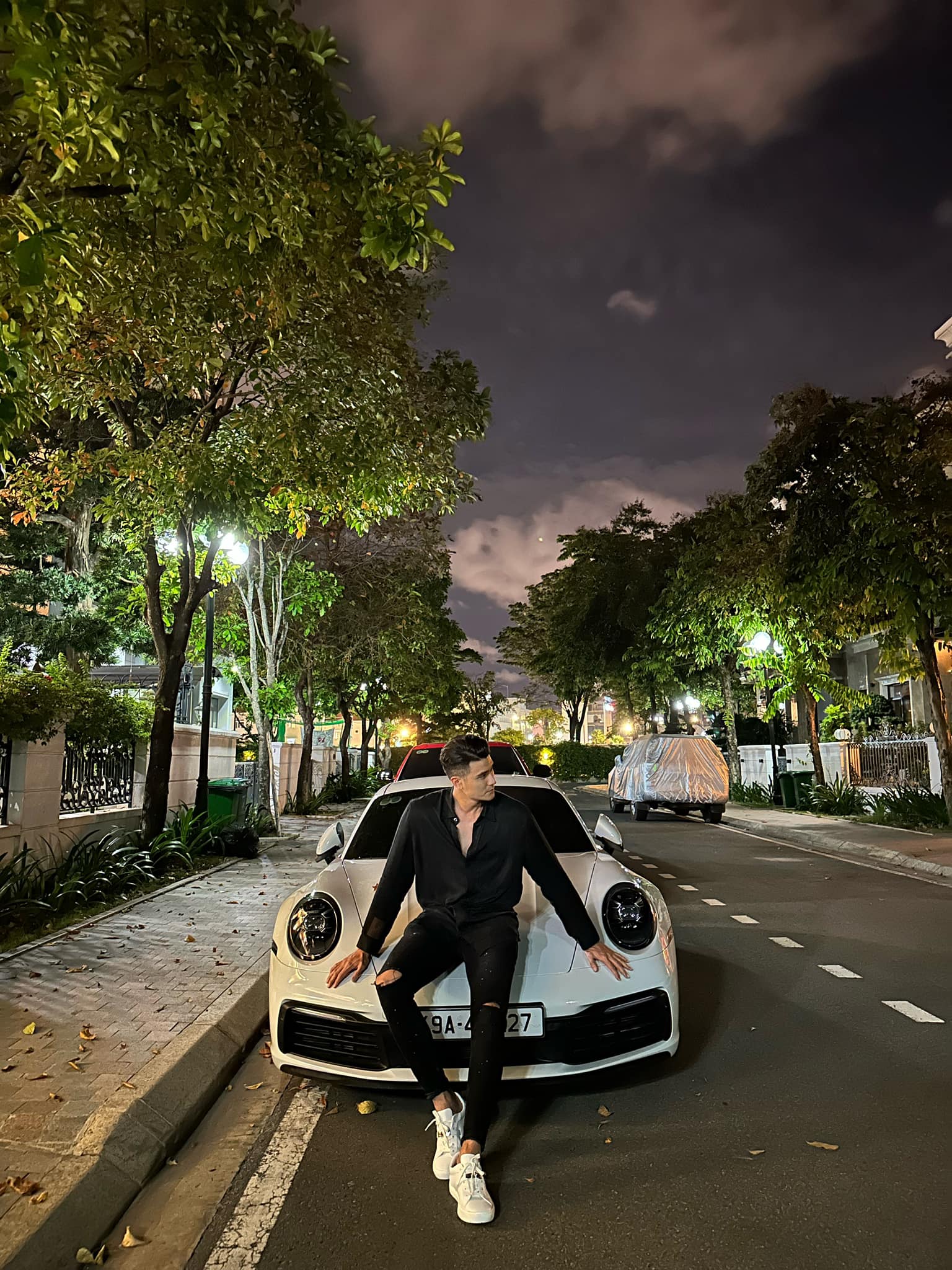 Cuộc sống dạo này của Vĩnh Thụy: Rời showbiz, lấy vợ ái nữ đại gia, gây bất ngờ khi hé lộ diện mạo bà xã - Ảnh 3.