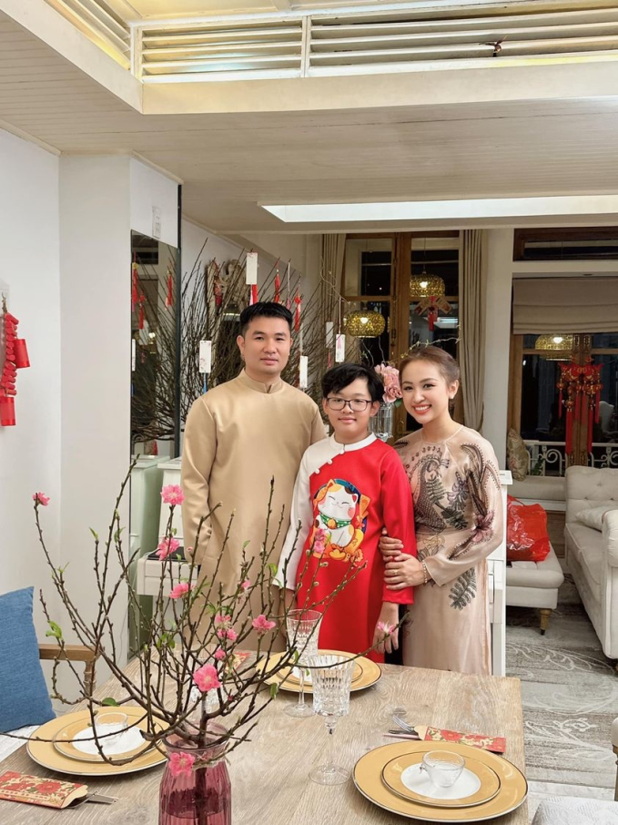 Chị đẹp sắp làm đám cưới với chồng hai: Từng bế tắc đến nỗi muốn tự tử, hé lộ về 2 con riêng của chồng - Ảnh 5.