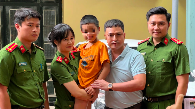 Chánh án TAND TP Hà Nội tham gia HĐXX cựu CSGT bắt cóc bé trai 7 tuổi ở Long Biên - Ảnh 1.